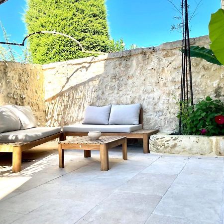 Maison De Village Fontvieille Eksteriør bilde