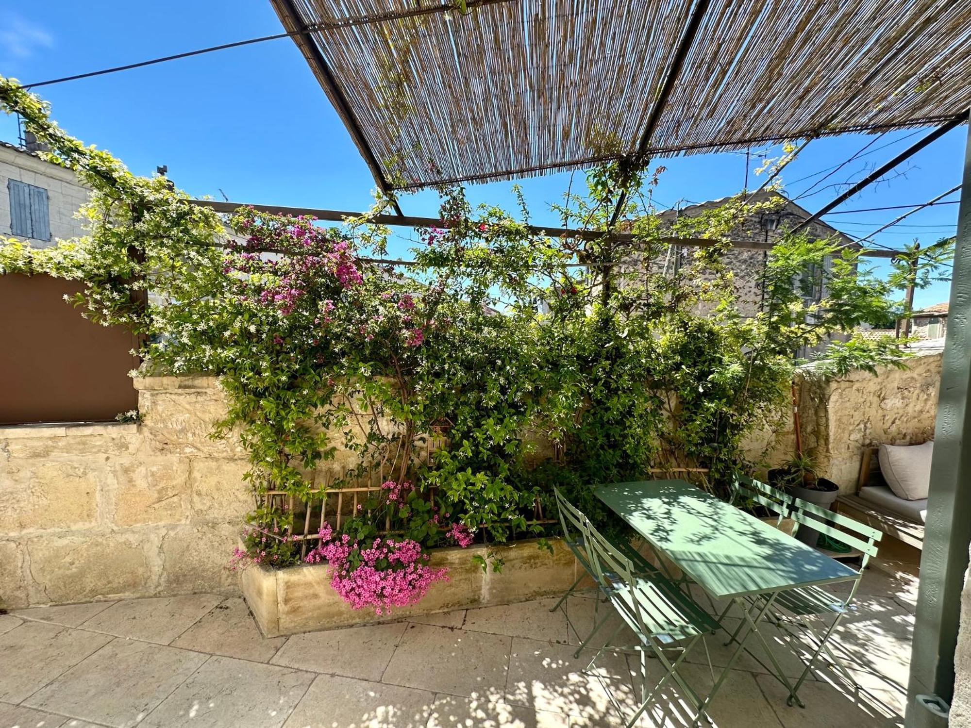Maison De Village Fontvieille Eksteriør bilde